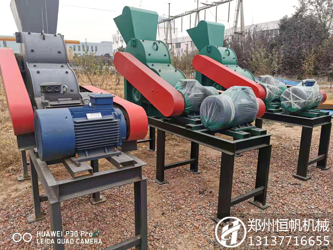 配置一套制作有機肥料設備生產線需要多少錢?(圖3) 雙級粉碎機