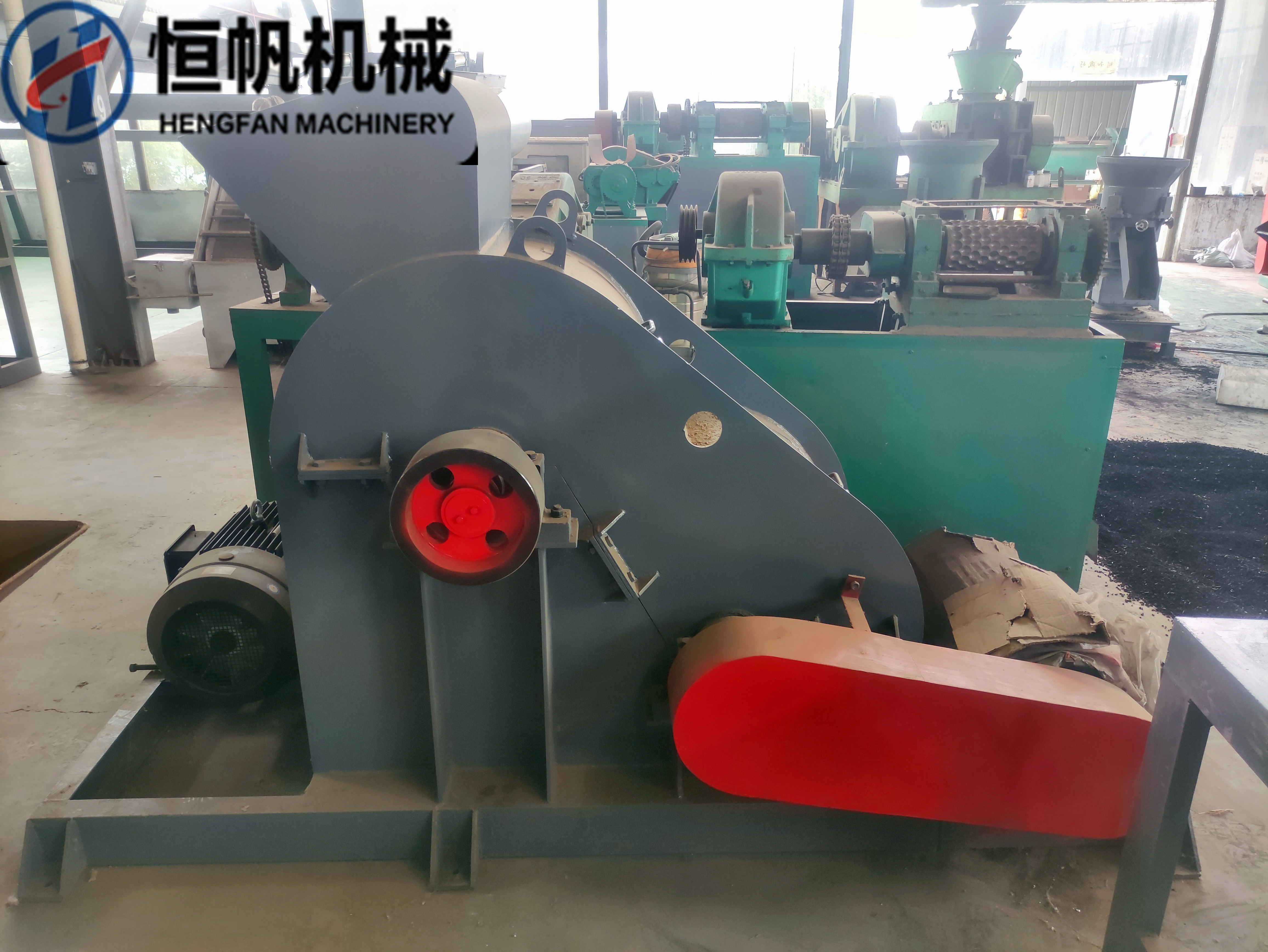 翻堆機(jī)與其他類型機(jī)如“打翻機(jī)”、 “攪拌機(jī)”、“螺旋翻攪機(jī)”等相比具有顯著特點(diǎn)(圖1) 翻堆機(jī)與其他類型機(jī)如“打翻機(jī)”、 “攪拌機(jī)”、“螺旋翻攪機(jī)”等相比具有顯著特點(diǎn)(圖1)